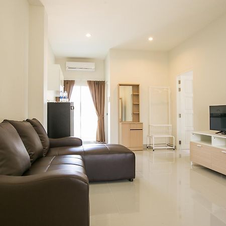 אפרטהוטל J-House פטצ'אבורי מראה חיצוני תמונה